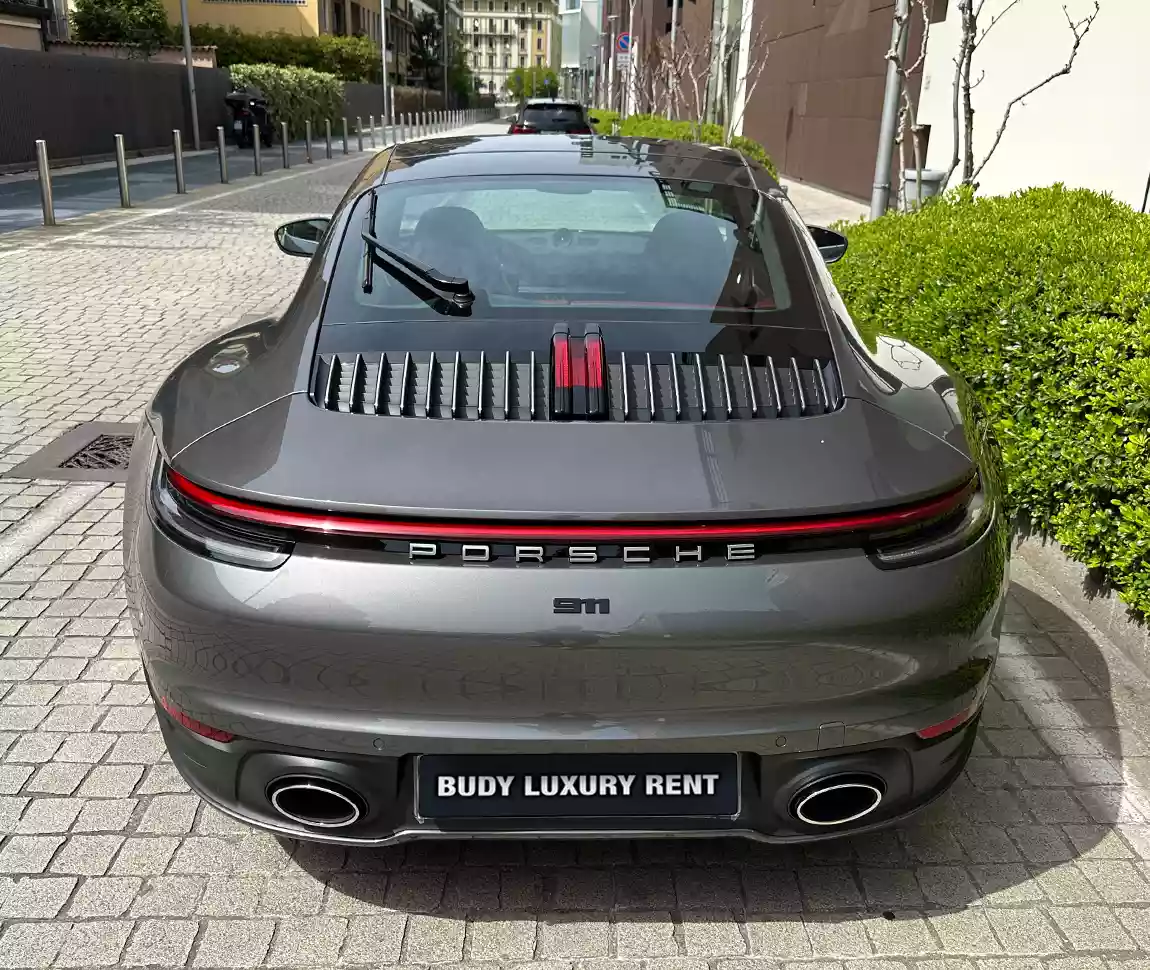 Porsche 911 4S