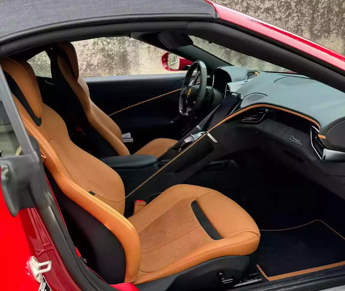 Ferrari Roma Spider
